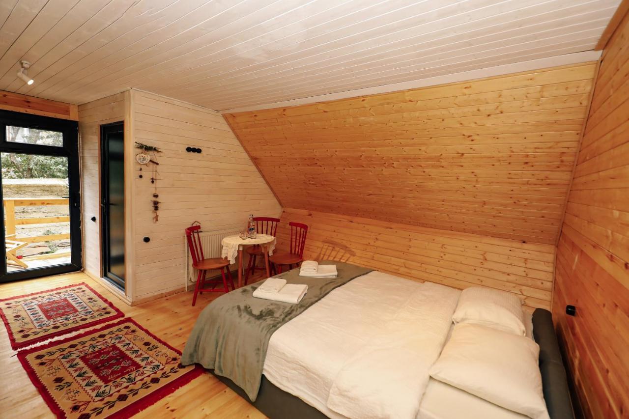Wooden Cottage "Green House" In باكورياني المظهر الخارجي الصورة